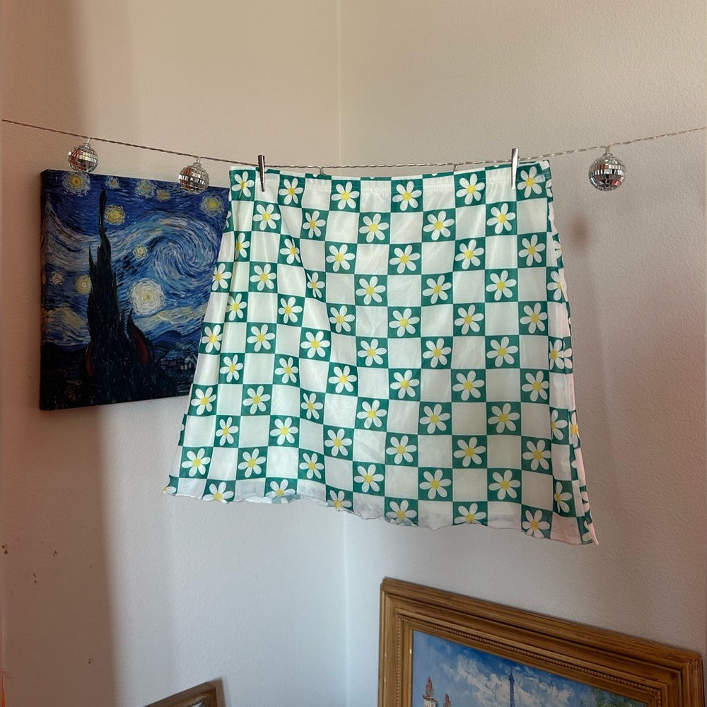 Green checkered print mini skirt
